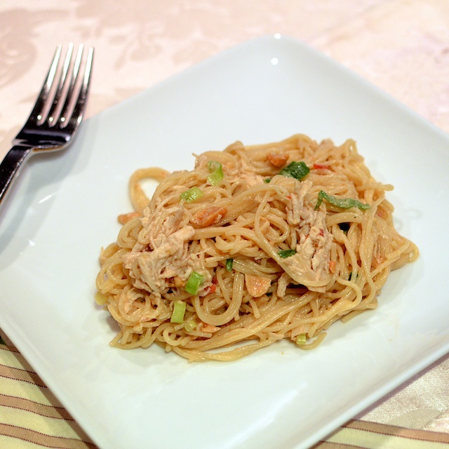 Read more about the article Easy Cold Sesame Noodles with Shredded Chicken