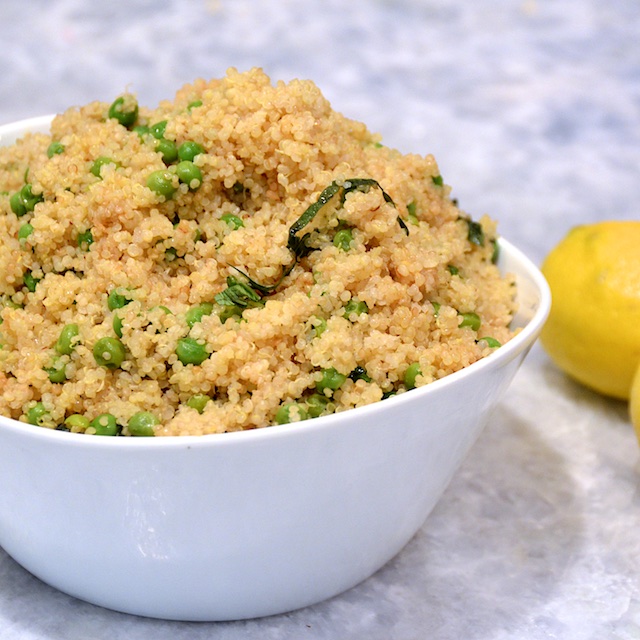 Read more about the article Lemon Herb Quinoa with Spring Peas and Basil