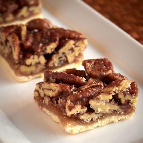 Read more about the article Ultranutty Pecan Bars
