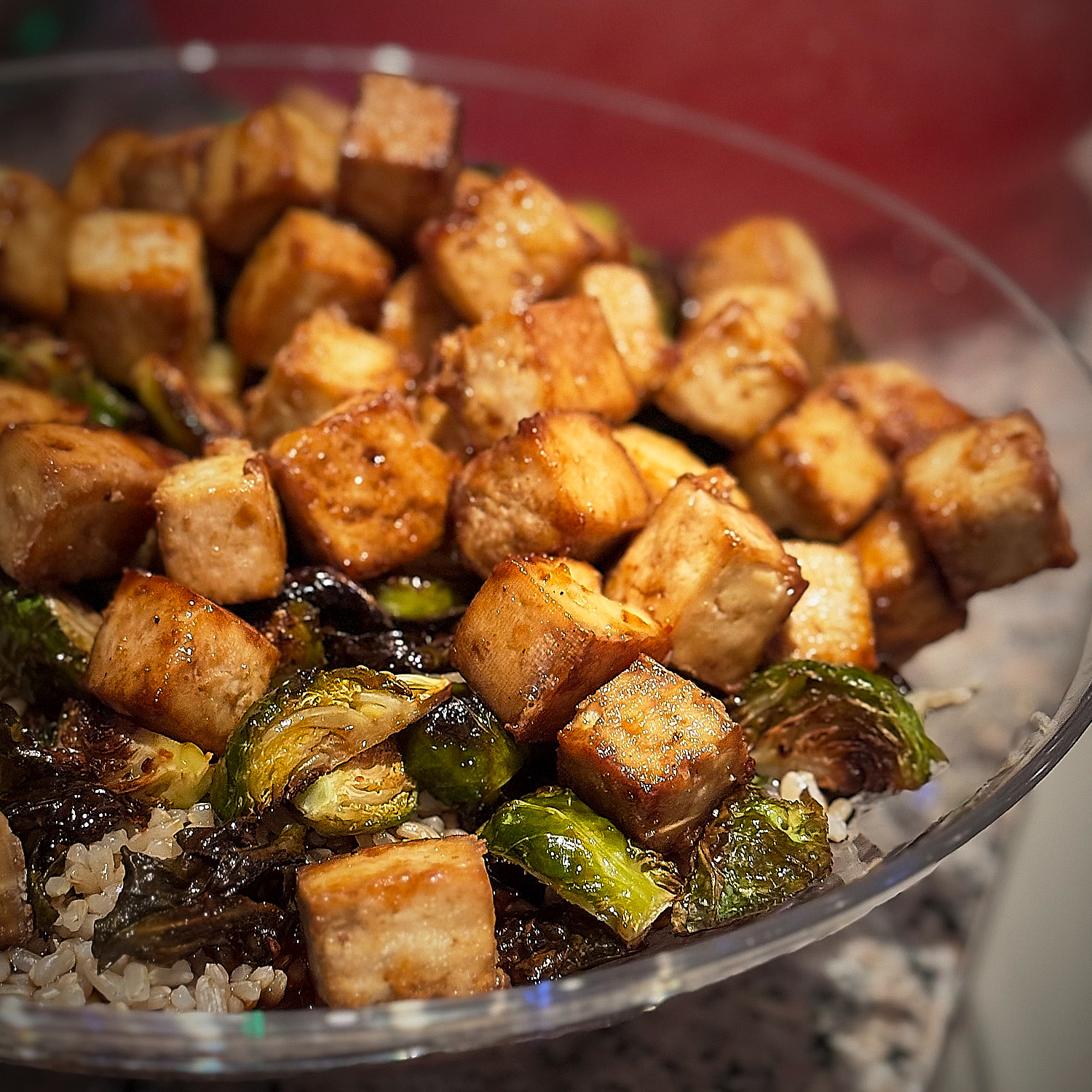 Read more about the article Roasted Brussels Sprouts and Crispy Tofu with Honey-Sesame Glaze