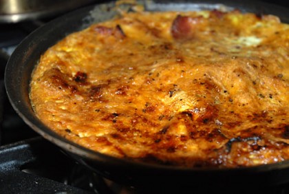 Read more about the article Cheddar Apple Frittata