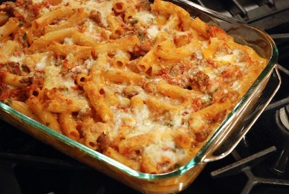 Read more about the article Baked Ziti with Tomato, Mozzarella and Sausage