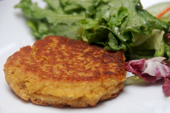 Read more about the article The Simplest Bean Burgers