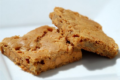Read more about the article Butterscotch Blondies