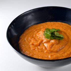 Read more about the article Spicy Carrot-Coconut Soup