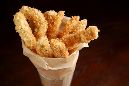 Read more about the article Mitzi’s Chicken Fingers