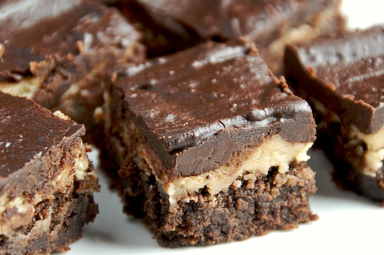 Read more about the article Cookie Dough Brownies