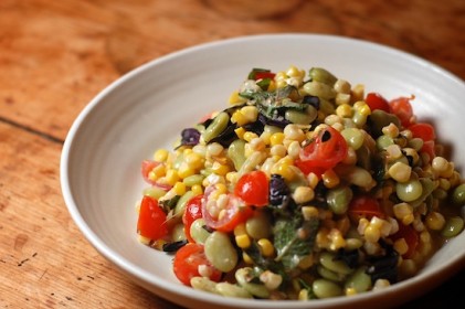 Read more about the article Toasted Corn, Cherry Tomato, and Edamame Salad