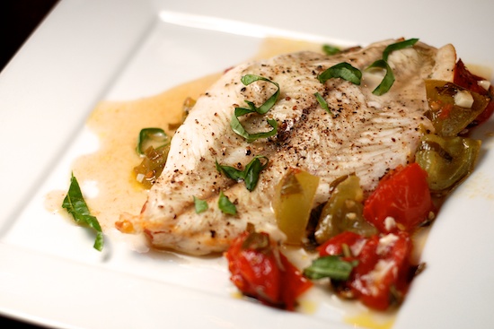 Read more about the article Baked Flounder with Tomatoes and Basil