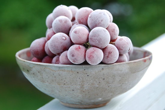 frozen grapes 1