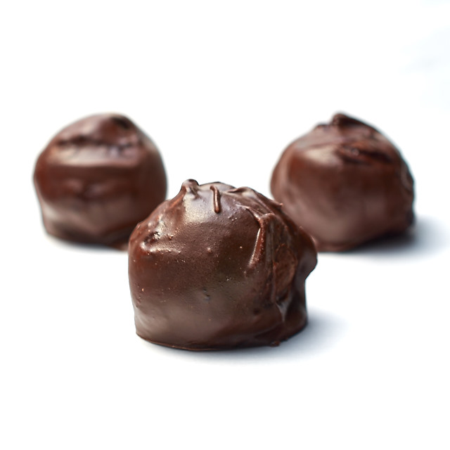 Read more about the article Secretly Healthy Fudge Balls