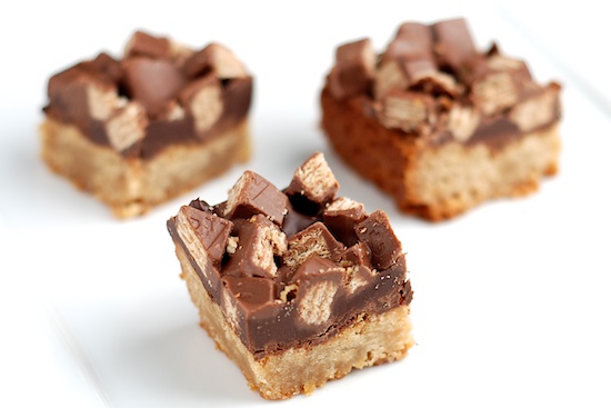 Read more about the article Shortbread Candy Bars