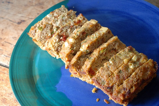 Read more about the article Turkey Meatloaf with Feta and Sun-Dried Tomatoes