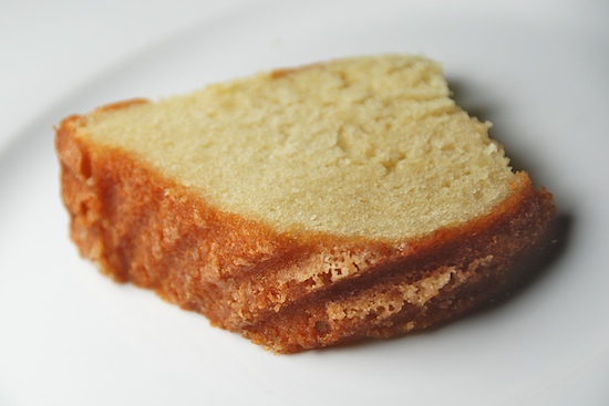 Read more about the article Grandmother Paula’s Sour Cream Pound Cake