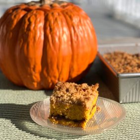 Read more about the article Pumpkin Streusel Coffee Cake