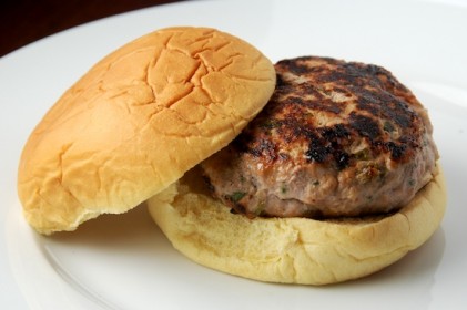 Read more about the article Pesto Turkey Burgers