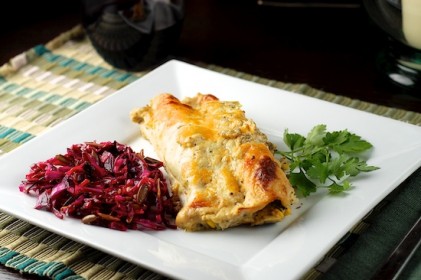 Read more about the article Creamy Spinach Enchiladas with Red Cabbage Slaw