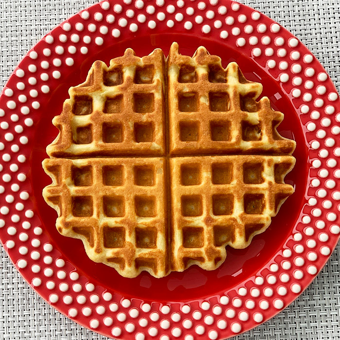 Read more about the article Classic Buttermilk Waffles
